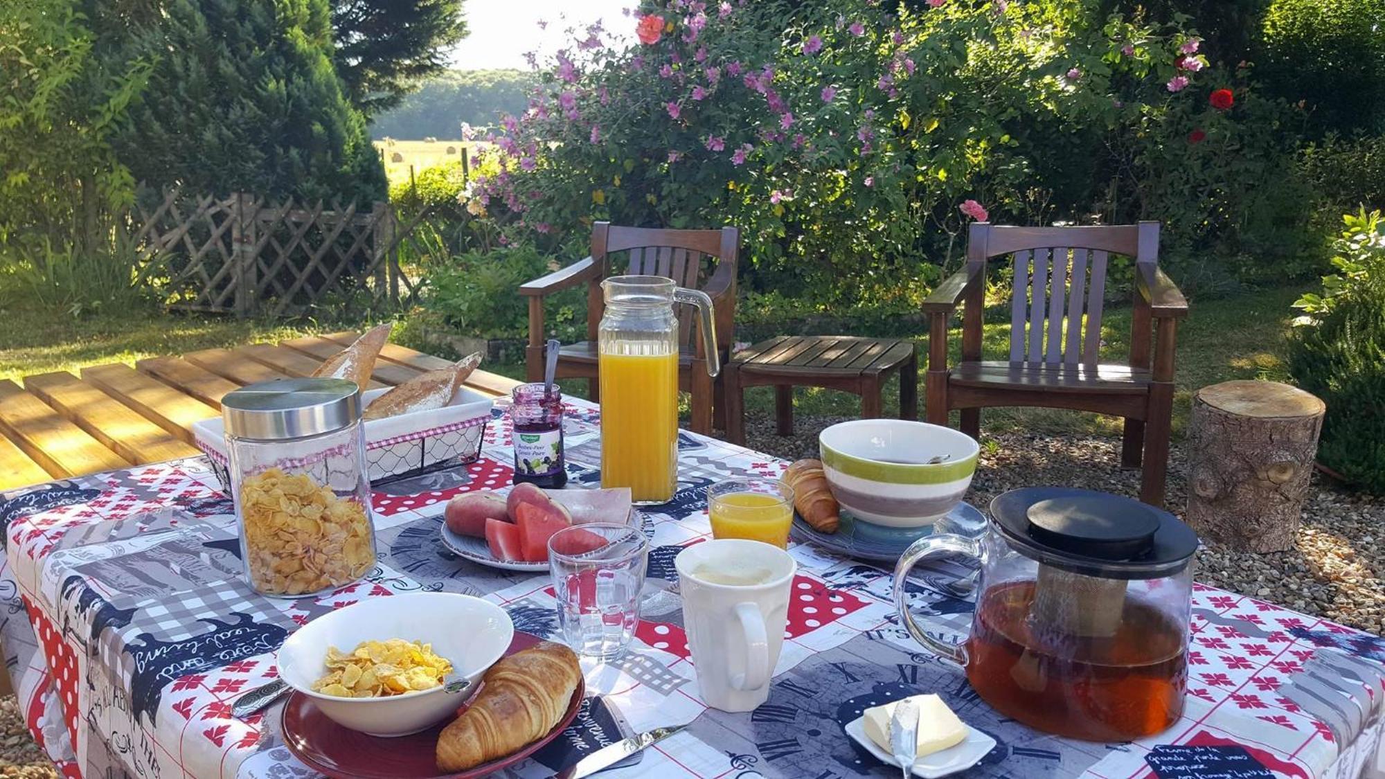 La Berceenne Jupilles Buitenkant foto